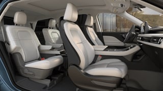2026 Lincoln Lincoln Aviator Internal Image 1